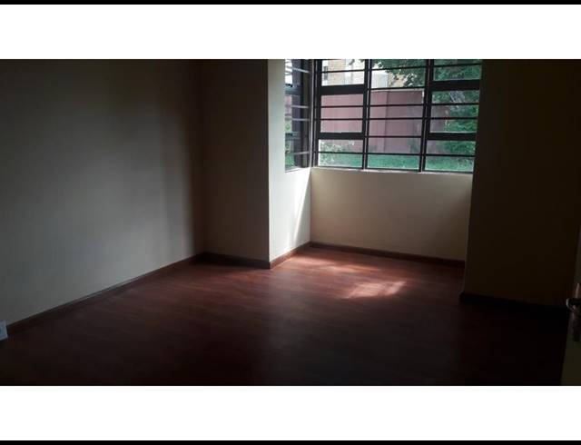 4,047M² BUSINESS TO LET IN ESTCOURT